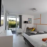 Bed & Breakfast Mise En Scene Aumelas
