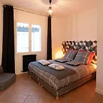 Bed & Breakfast Mise En Scene Aumelas
