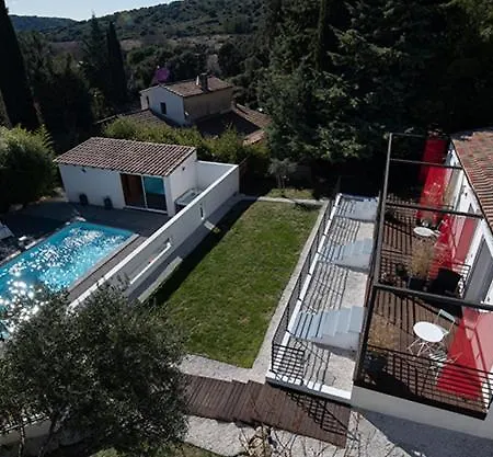 Mise En Scene Bed & Breakfast
