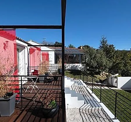 לינה וארוחת בוקר Mise En Scene Aumelas